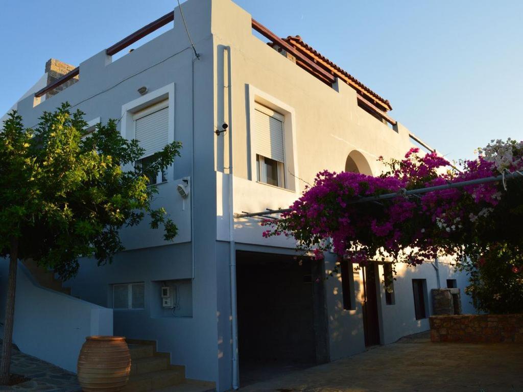 United Blue Resorts - White Sand Karteros Exterior photo
