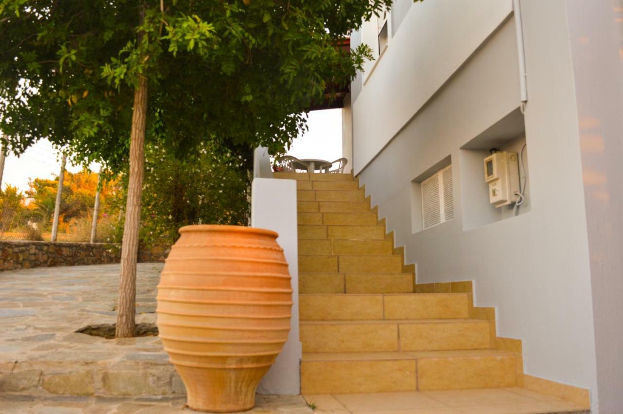 United Blue Resorts - White Sand Karteros Exterior photo