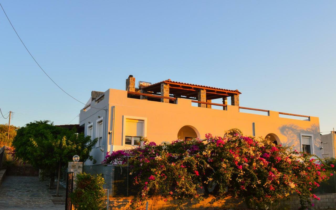 United Blue Resorts - White Sand Karteros Exterior photo